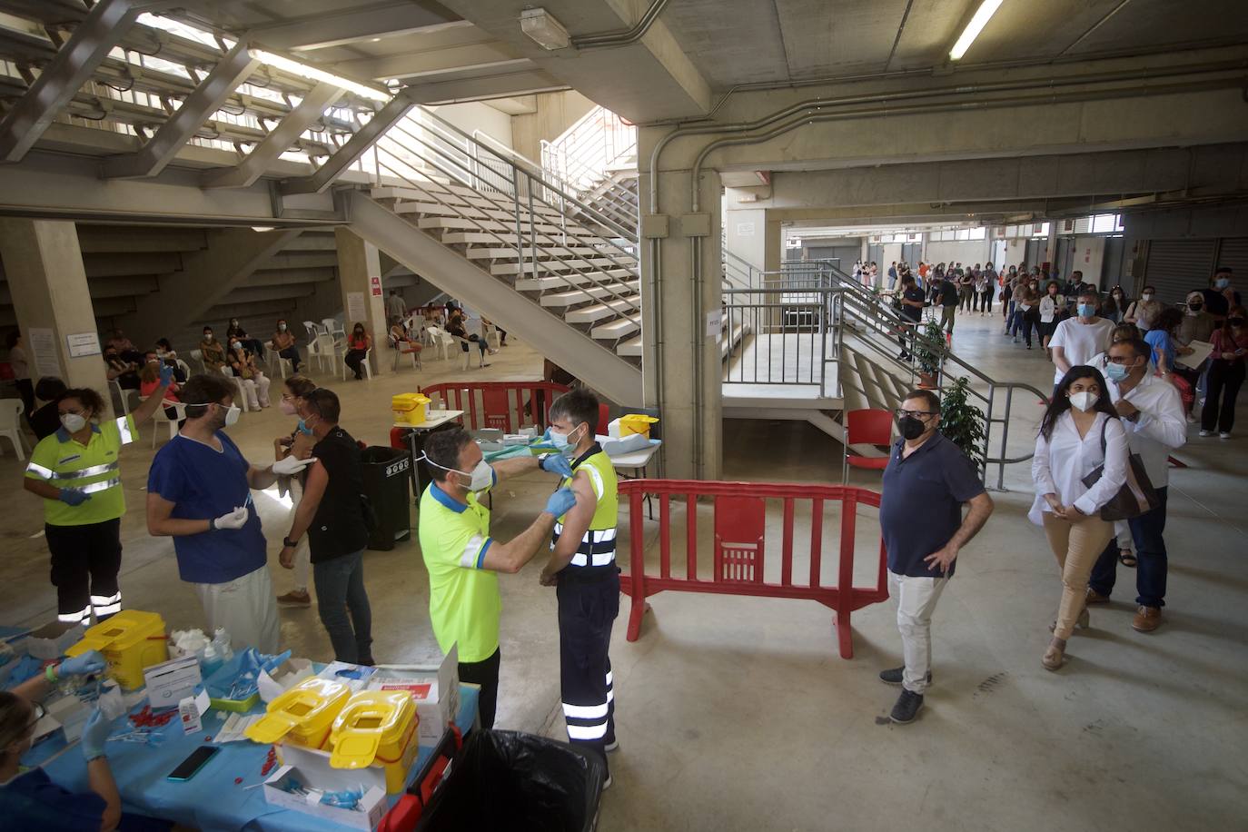 Fotos: La Región retoma la vacunación a menores de 60 años con AstraZeneca