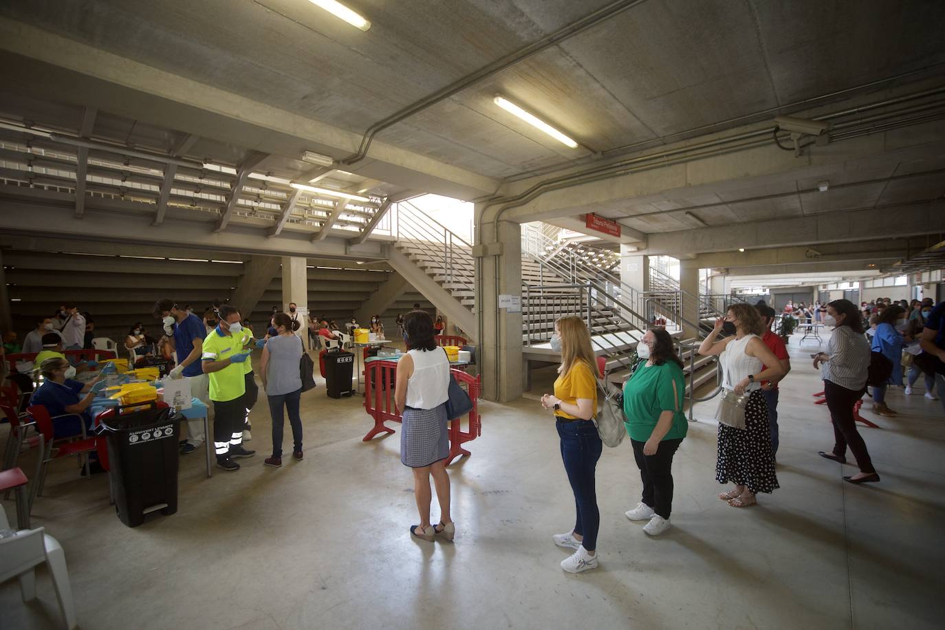 Fotos: La Región retoma la vacunación a menores de 60 años con AstraZeneca