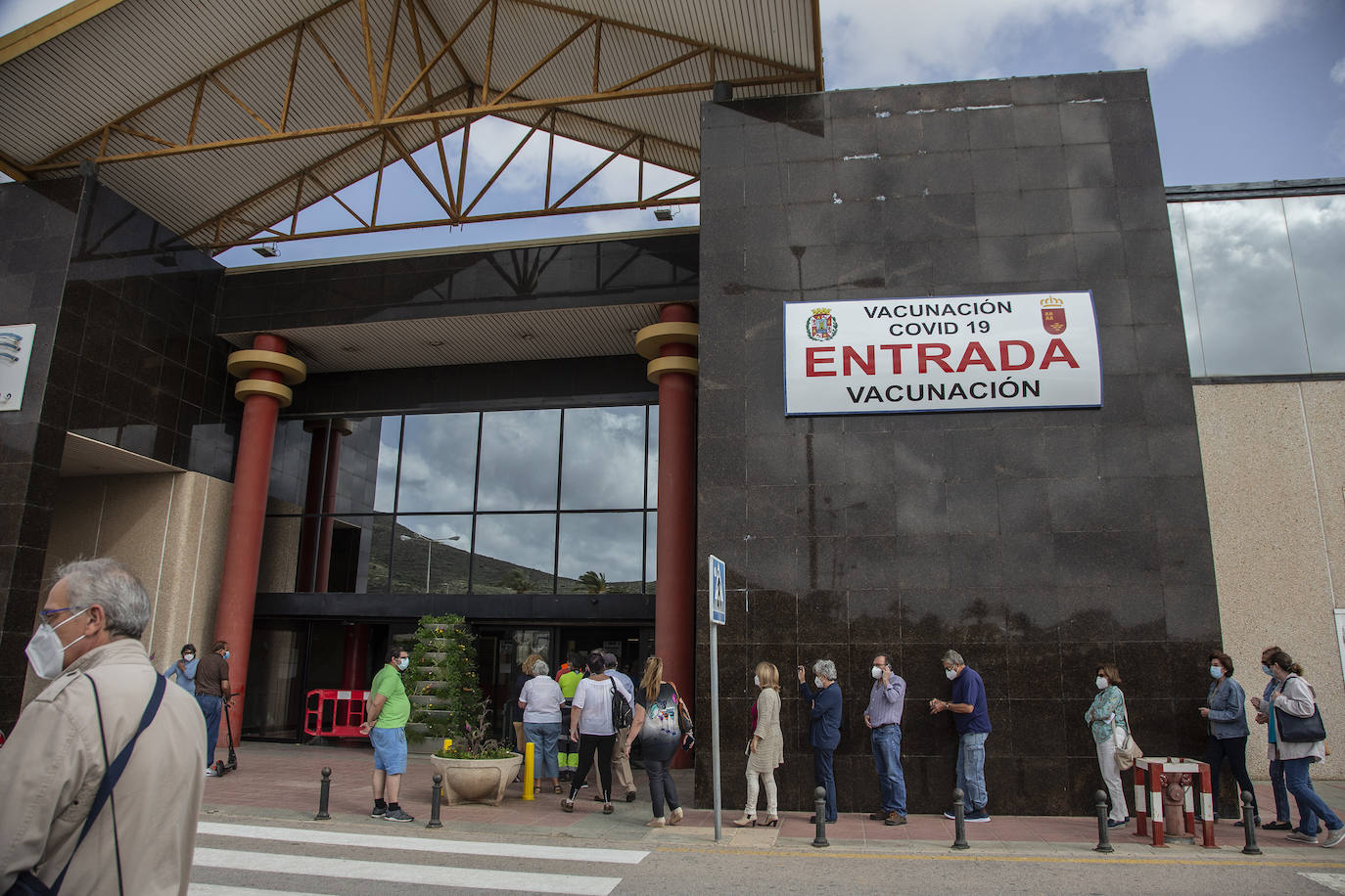 Fotos: Vacunación contra la Covid en el centro comercial La Rambla, en Cartagena