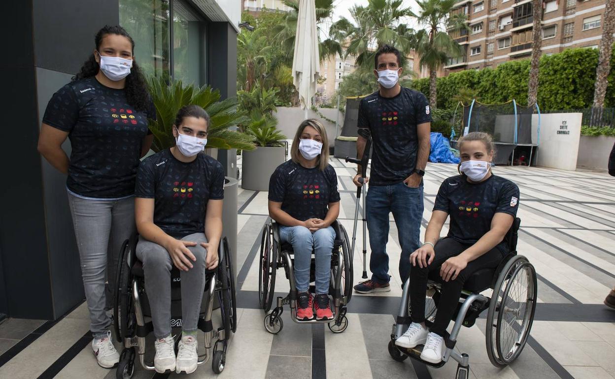Presentación de los deportistas paralímpicos para los Juegos de Tokio: Isabel Lopez (baloncesto), Beatriz Zudaire (baloncesto), Sonia Ruiz (baloncesto), Quique Siscar (Tenis) y Lourdes Ortega (baloncesto).
