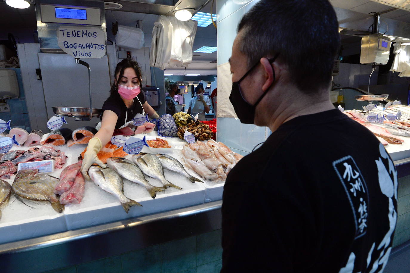 Fotos: Así prepara el chef Makoto Himeno el pescado que sirve en su restaurante