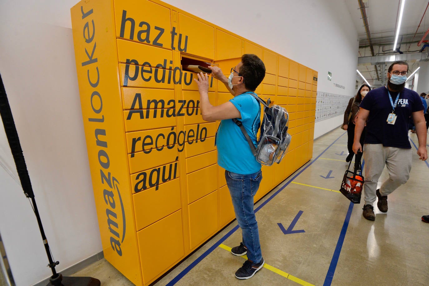 Fotos: Así funciona el Centro Logístico de Amazón en Barcelona