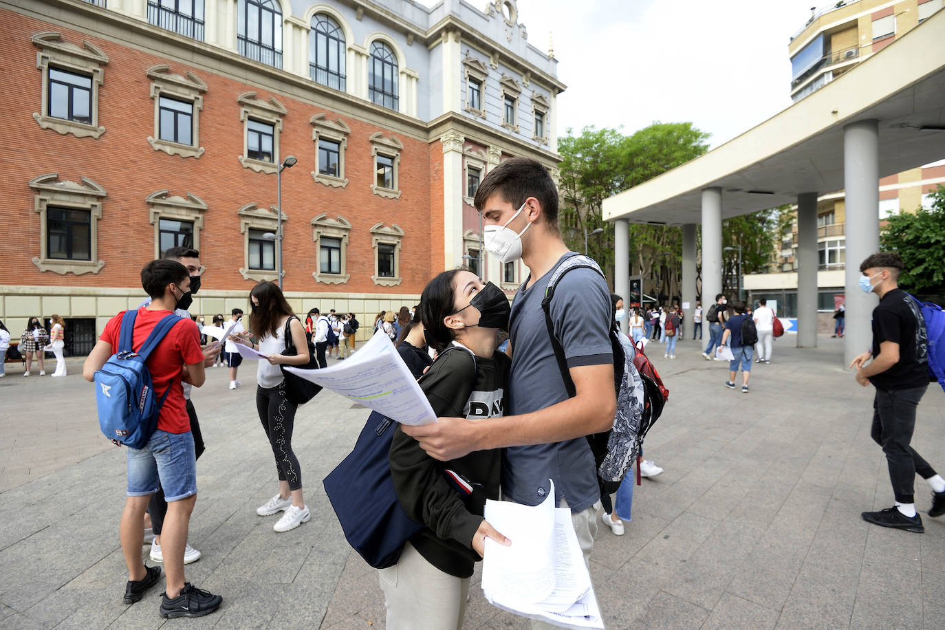 Fotos: Así arrancó la Ebau en la Universidad de Murcia