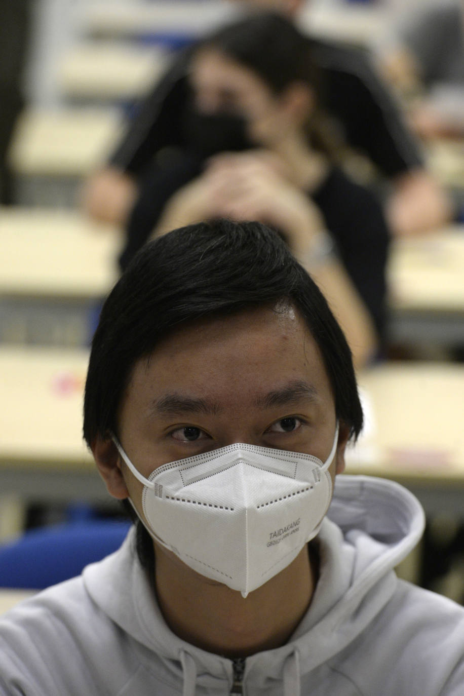 Fotos: Así arrancó la Ebau en la Universidad de Murcia