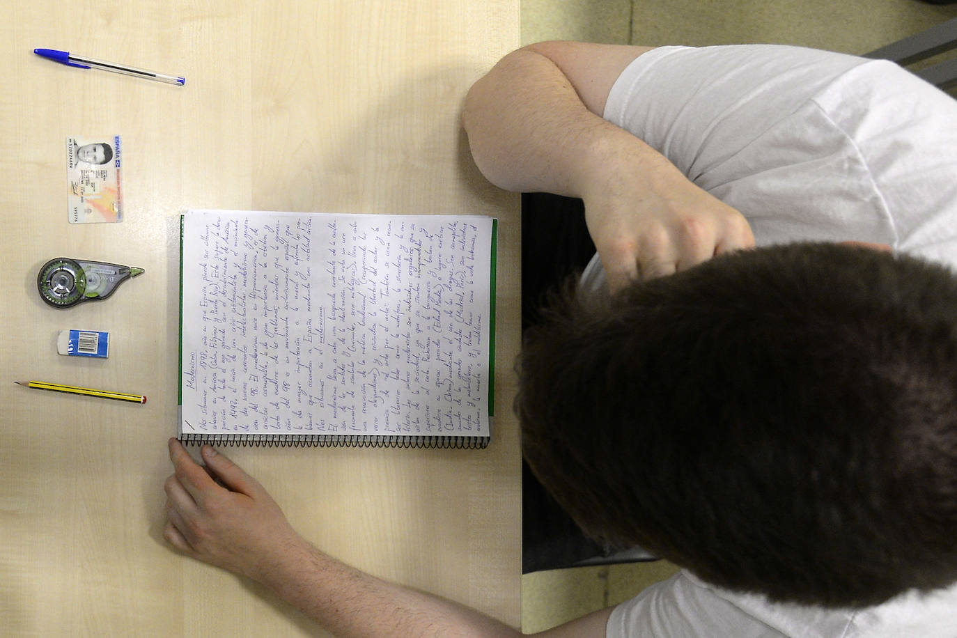 Fotos: Así arrancó la Ebau en la Universidad de Murcia