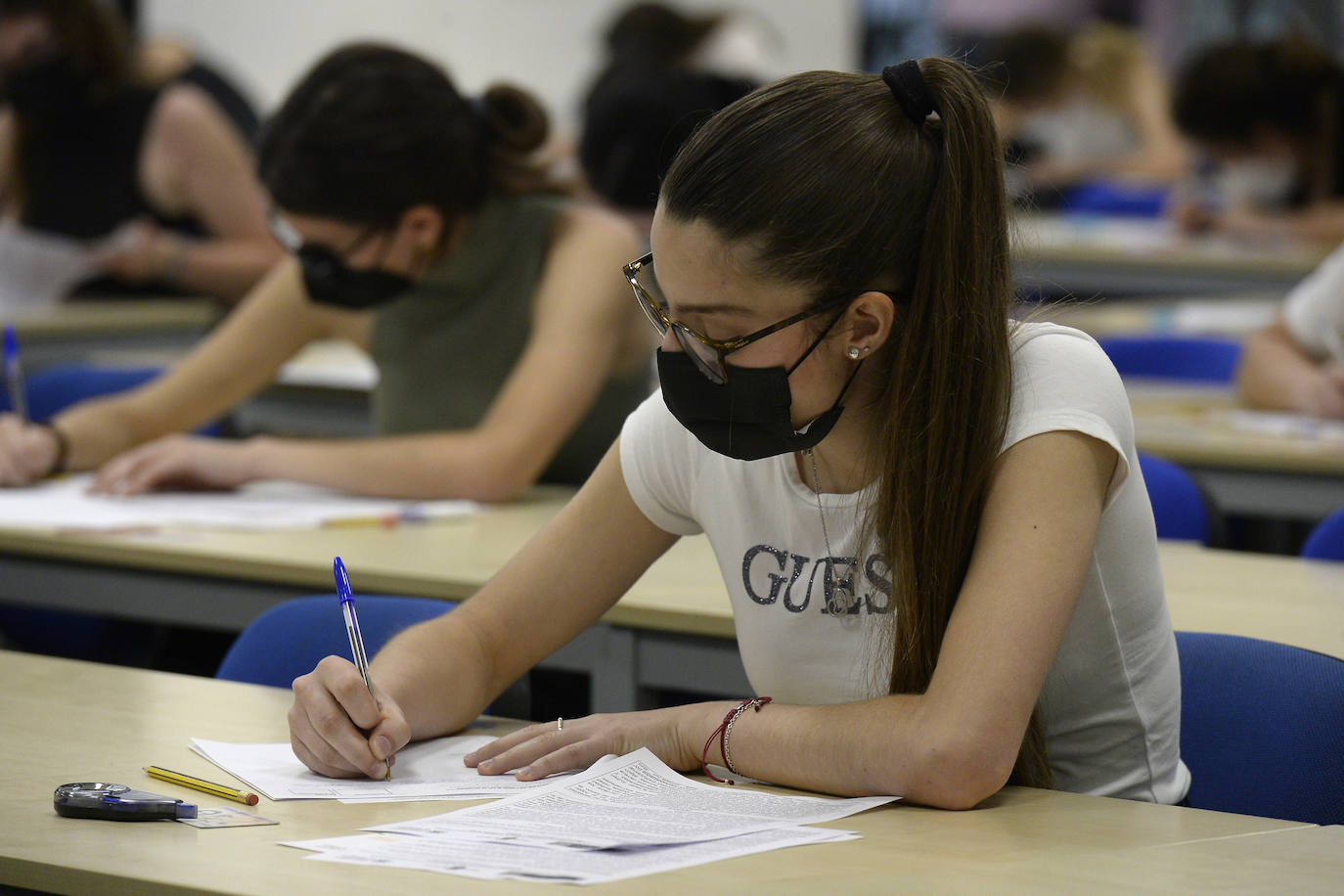 Fotos: Así arrancó la Ebau en la Universidad de Murcia