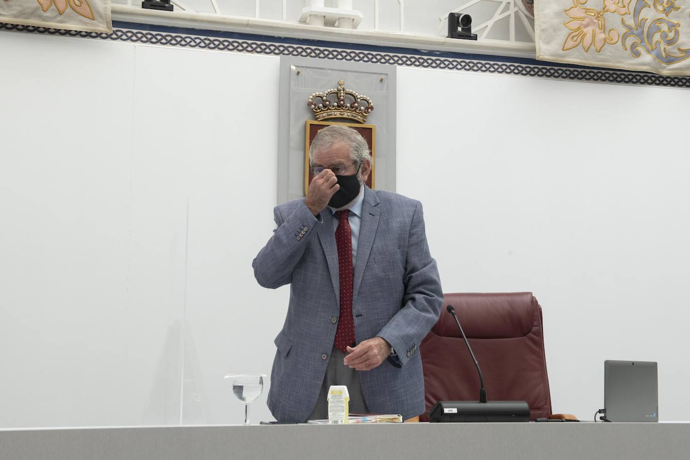 Fotos: La Asamblea aprueba la toma en consideración de la Proposición de Ley de Mecenazgo de la Región de Murcia