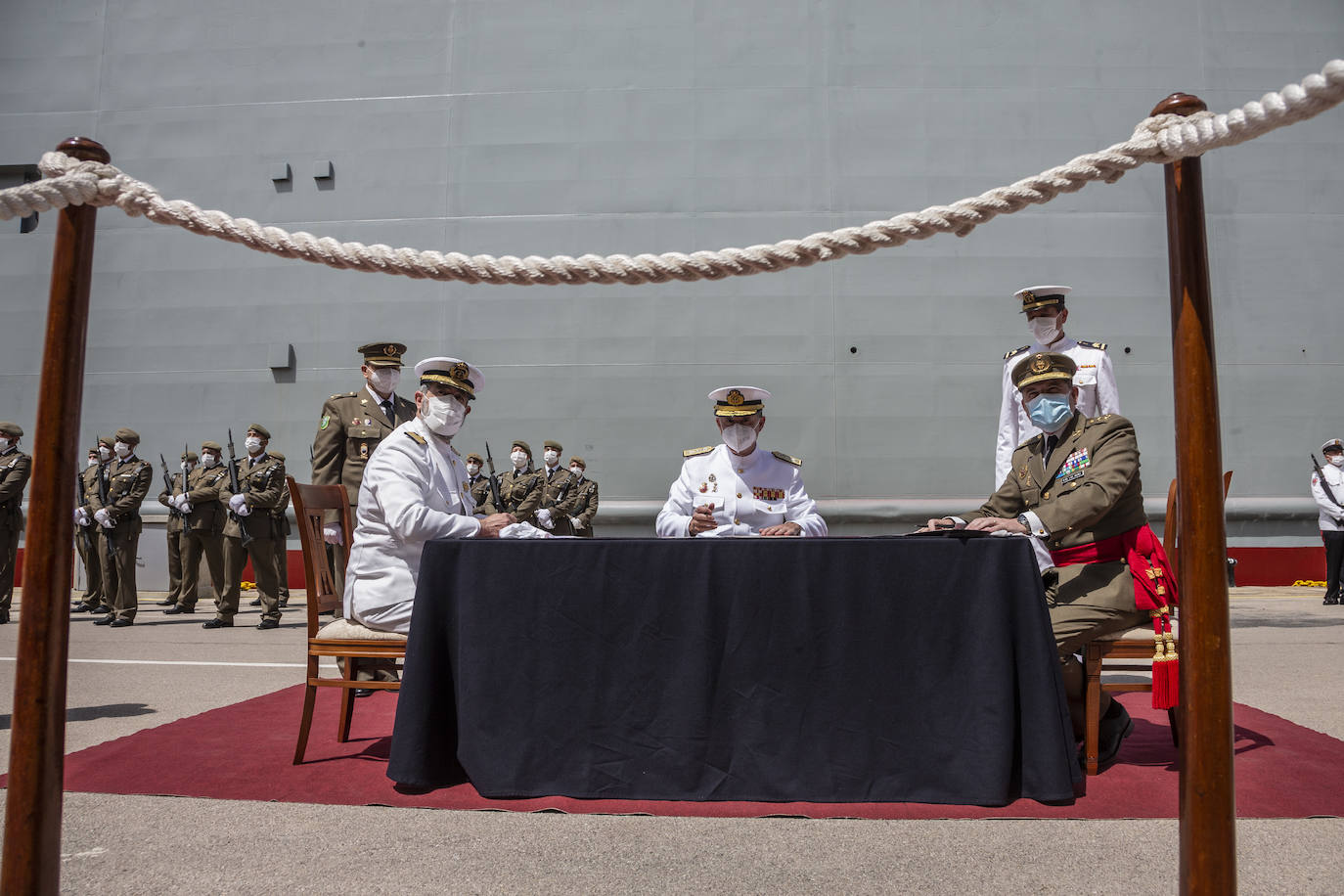 Fotos: El nuevo buque del Ejército de Tierra, &#039;Ysabel&#039;, será operado por la Armada