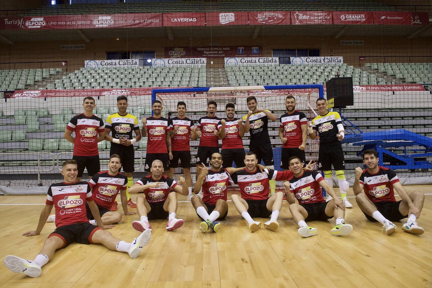 Fotos: entrenamiento que celebraron ayer en el Palacio de Deportes