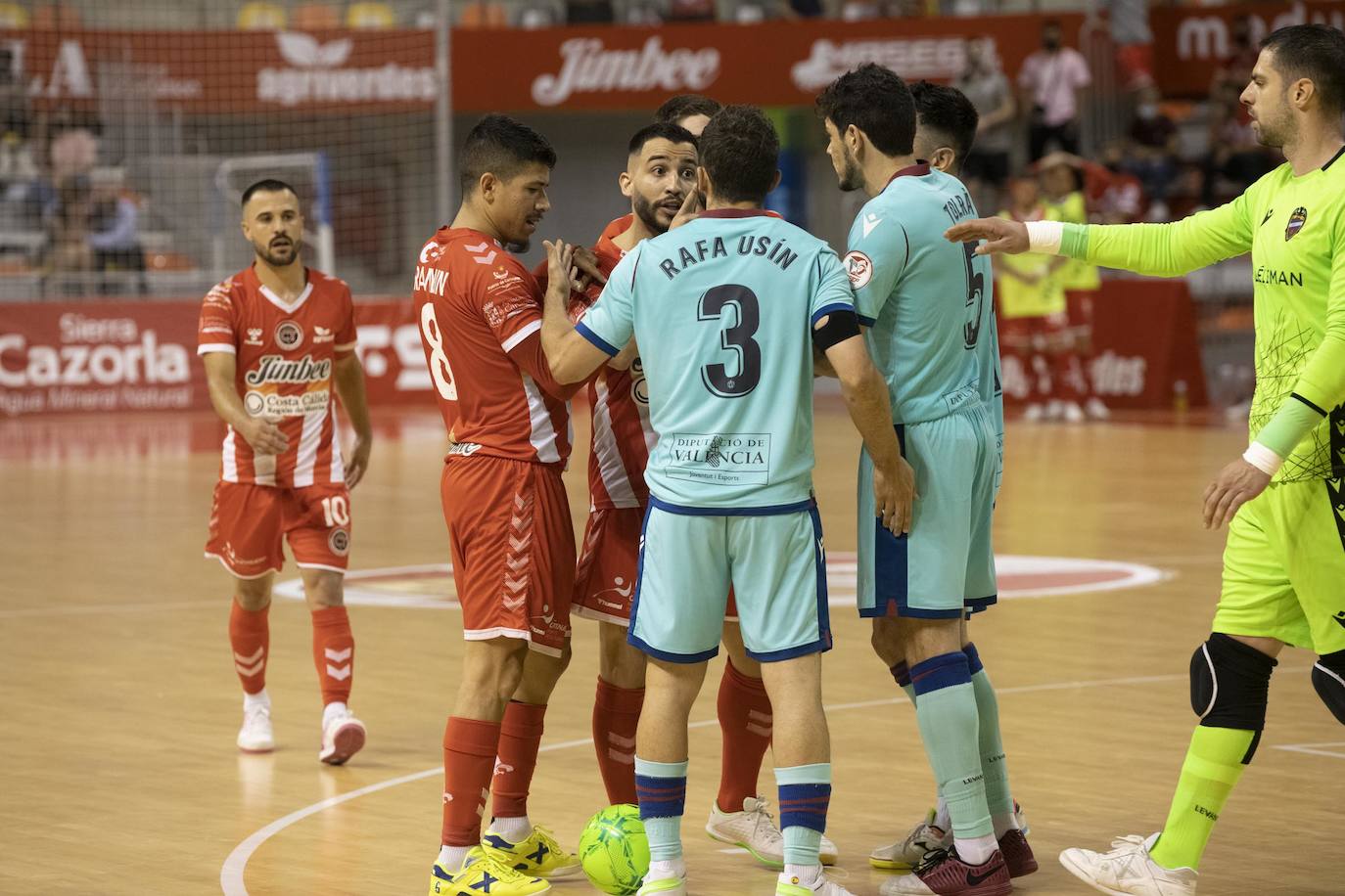 Fotos: Jimbee-Levante (1-5)
