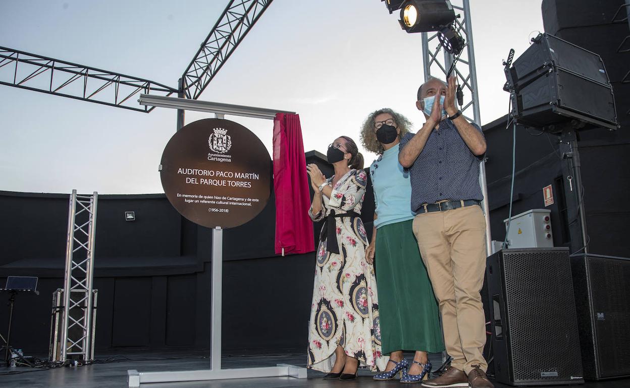Acto de nombramiento del Auditorio Paco Martín del Parque Torres.