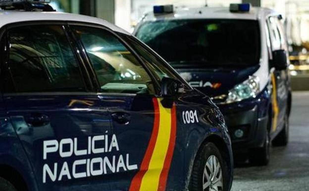 Vehículos de la Policía Nacional.