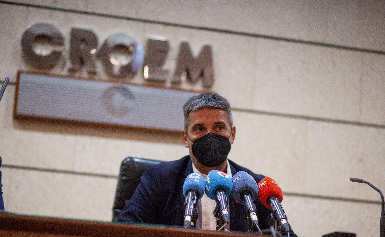 Jesús Jiménez, durante una rueda de prensa en la sede de Croem.