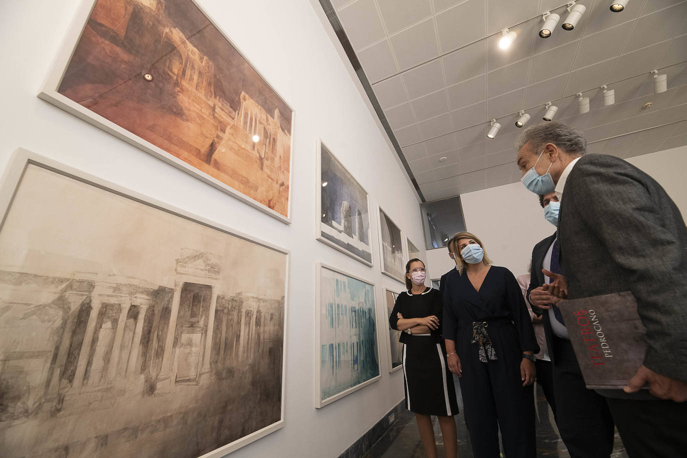 Fotos: Las acuarelas de Pedro Cano suben a escena