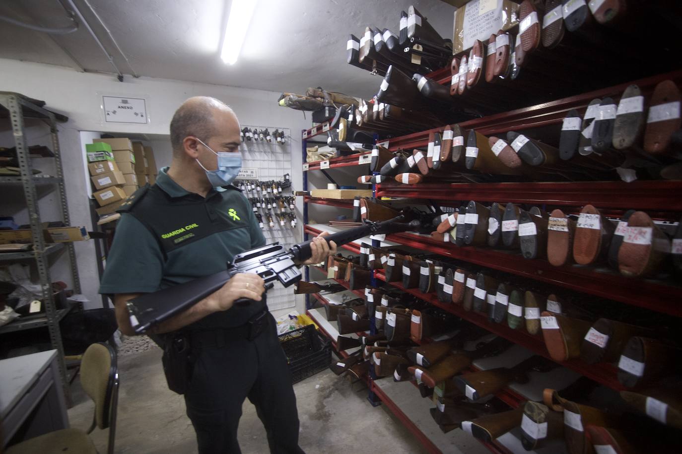 Fotos: La Intervención de Armas de la Guardia Civil cumple 35 años