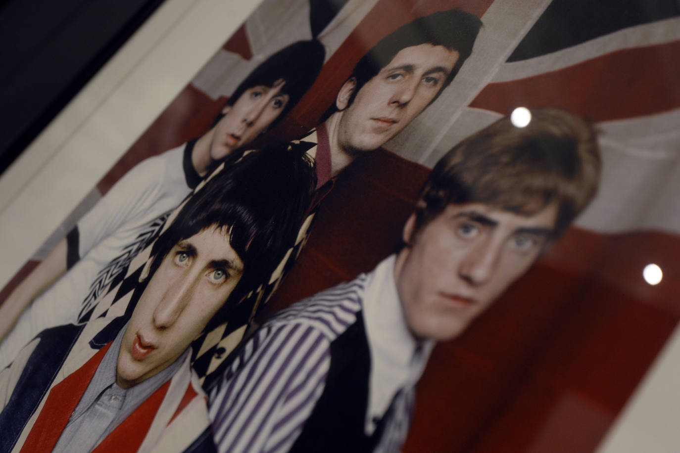 Fotos: ‘Fetiche’ reúne en el Palacio Almudí de Murcia obras de Valdés y Saura