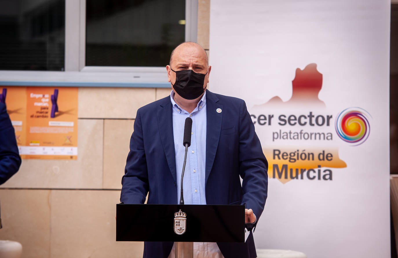 Fotos: Campaña para que las empresas opten por la ‘X solidaria’