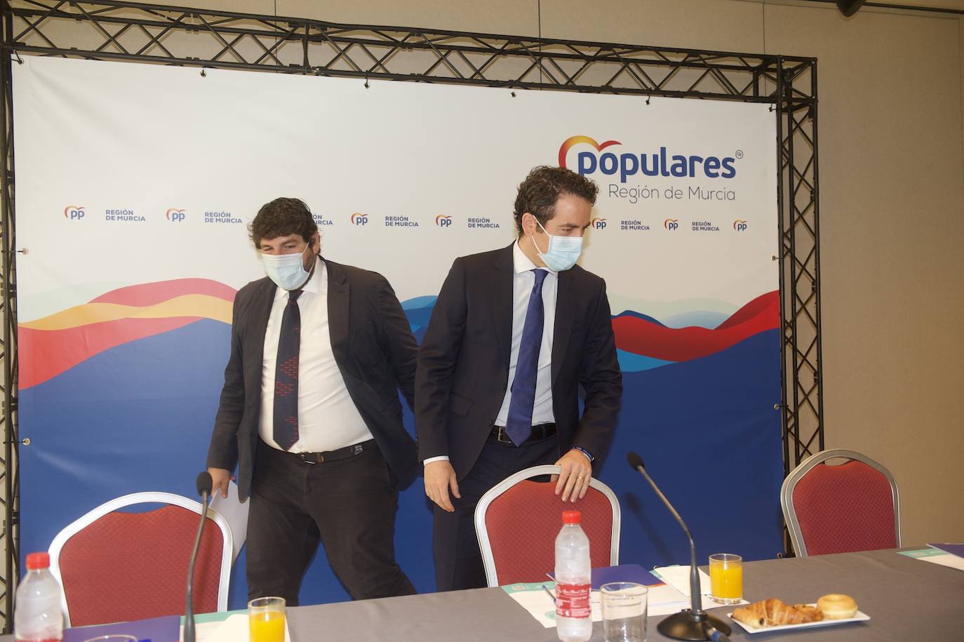 Fotos: Reunión del comité de dirección del PP regional