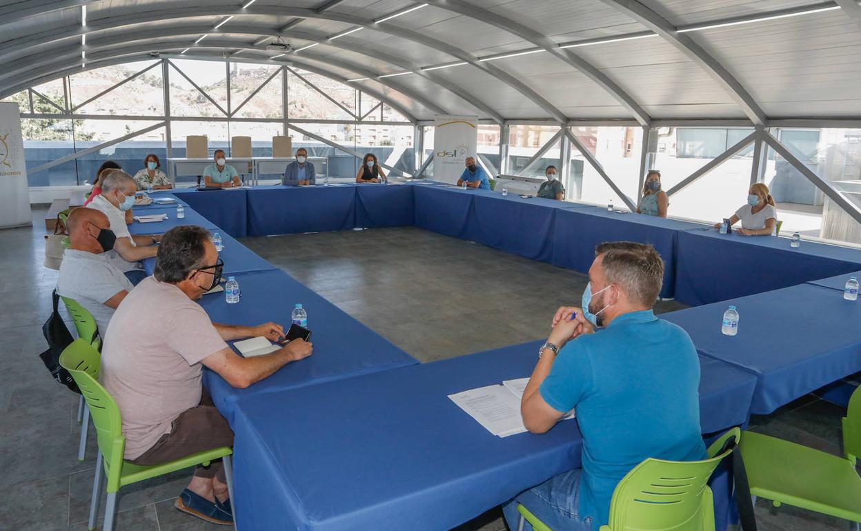 Mesa Local de Empleo en el Centro de Desarrollo de Lorca. 
