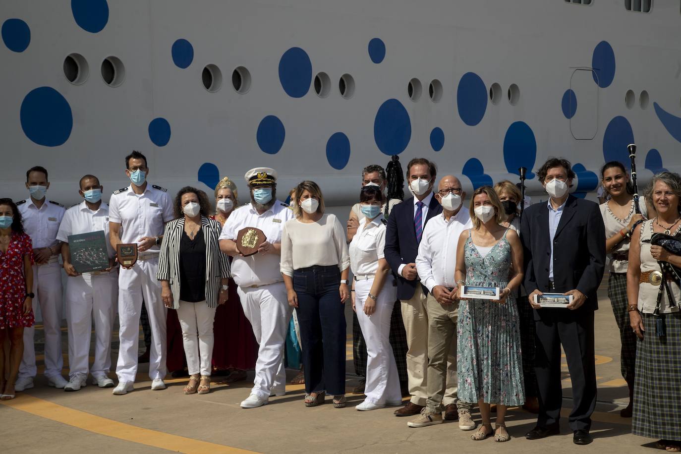 Fotos: El crucero Aída realiza la primera escala en el Puerto de Cartagena tras la pandemia