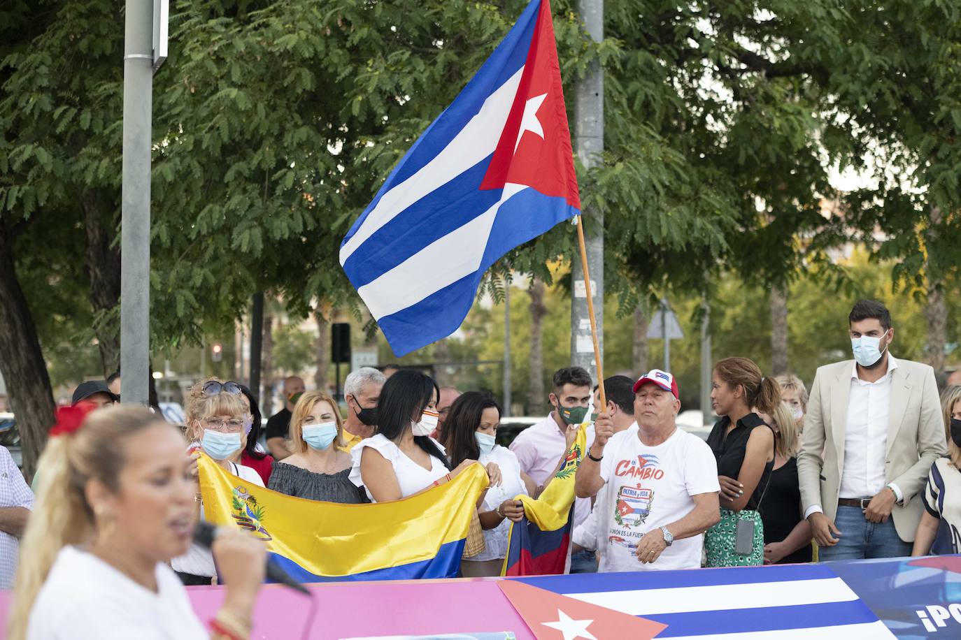 Fotos: Apoyo al pueblo cubano