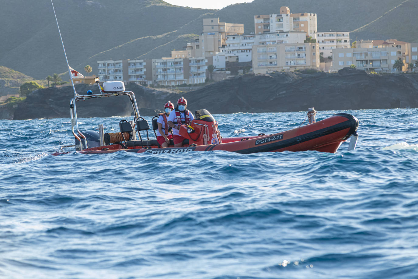 Fotos: Simulacro de un accidente de actividad subacuática en Cabo de Palos coordinado por Salvamento Marítimo