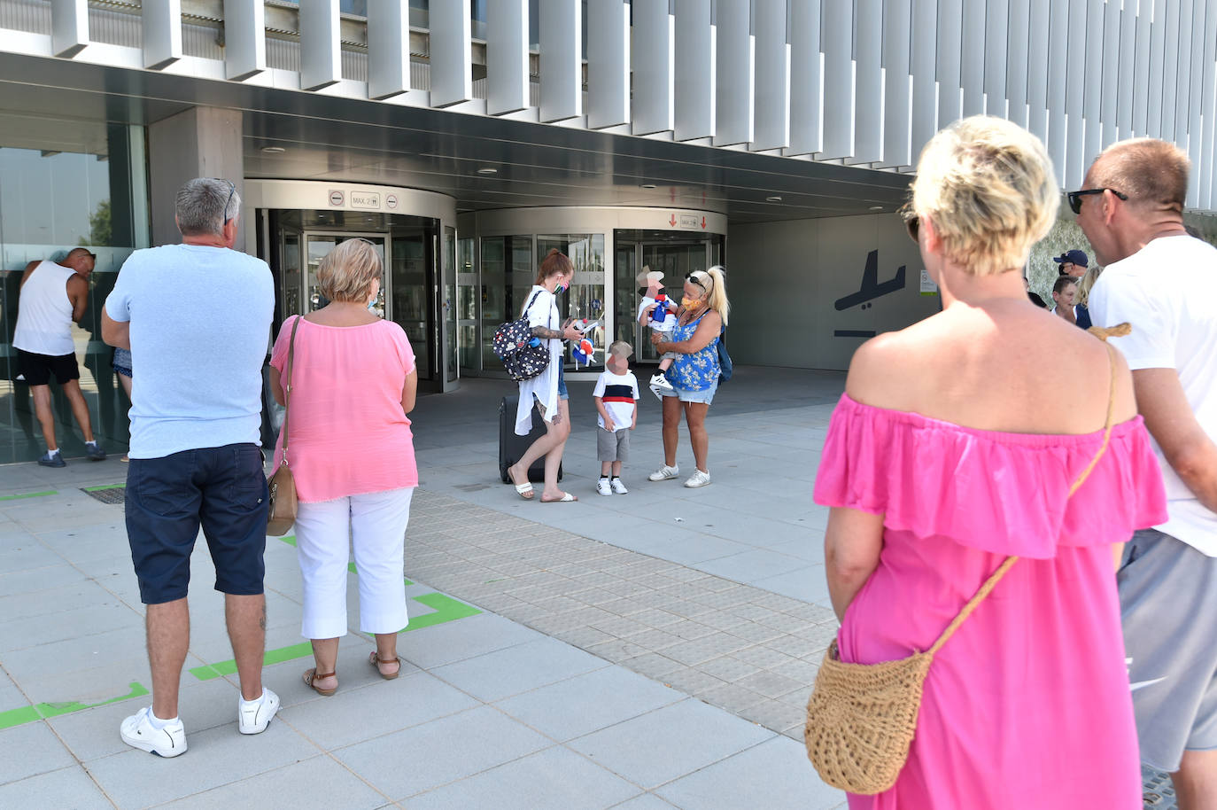 Fotos: El aeropuerto de la Región busca nuevas rutas con Madrid, Galicia, Francia y Alemania