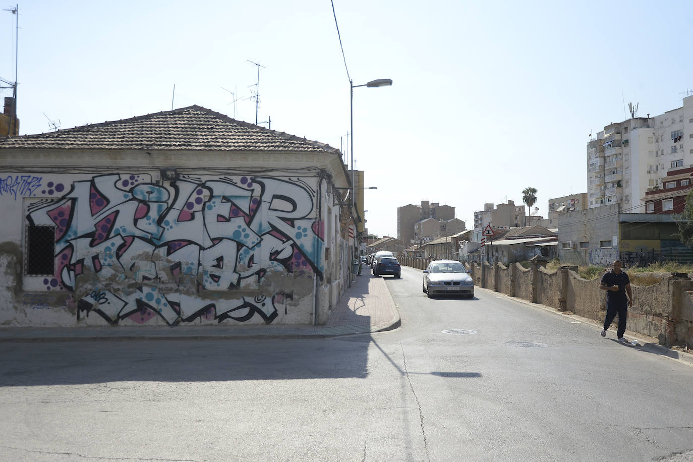 Fotos: Los Hacendados alzan la voz «tras meses» sin respuesta de Adif a su solución para las acequias de Barriomar