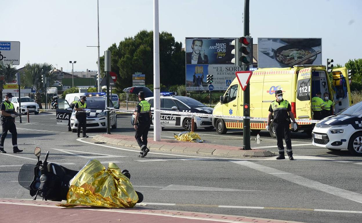 Imagen de archivo de un accidente de moto en Murcia. 