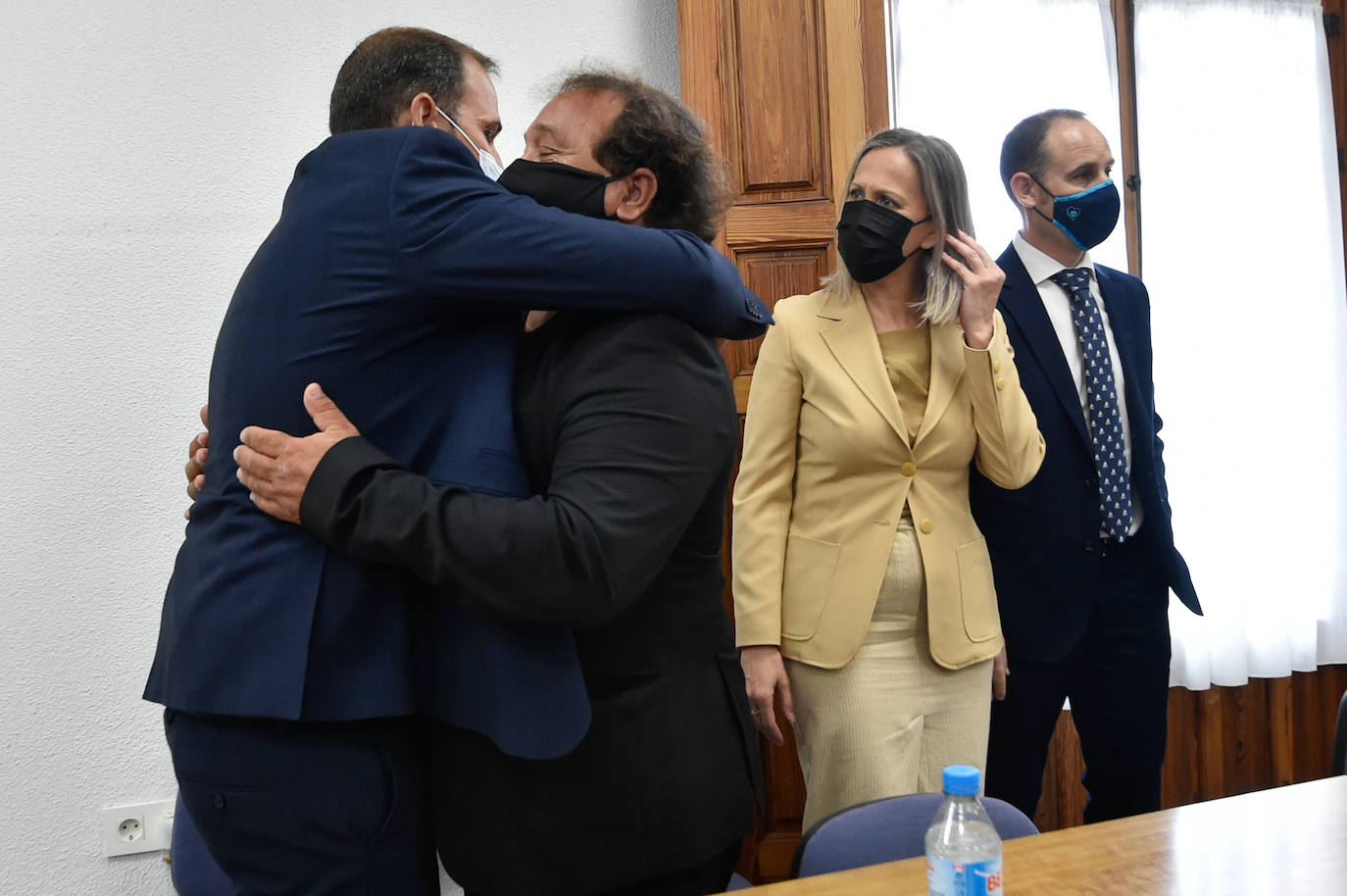 Fotos: Sale adelante la moción de censura en Foruna y PP consigue la alcaldía