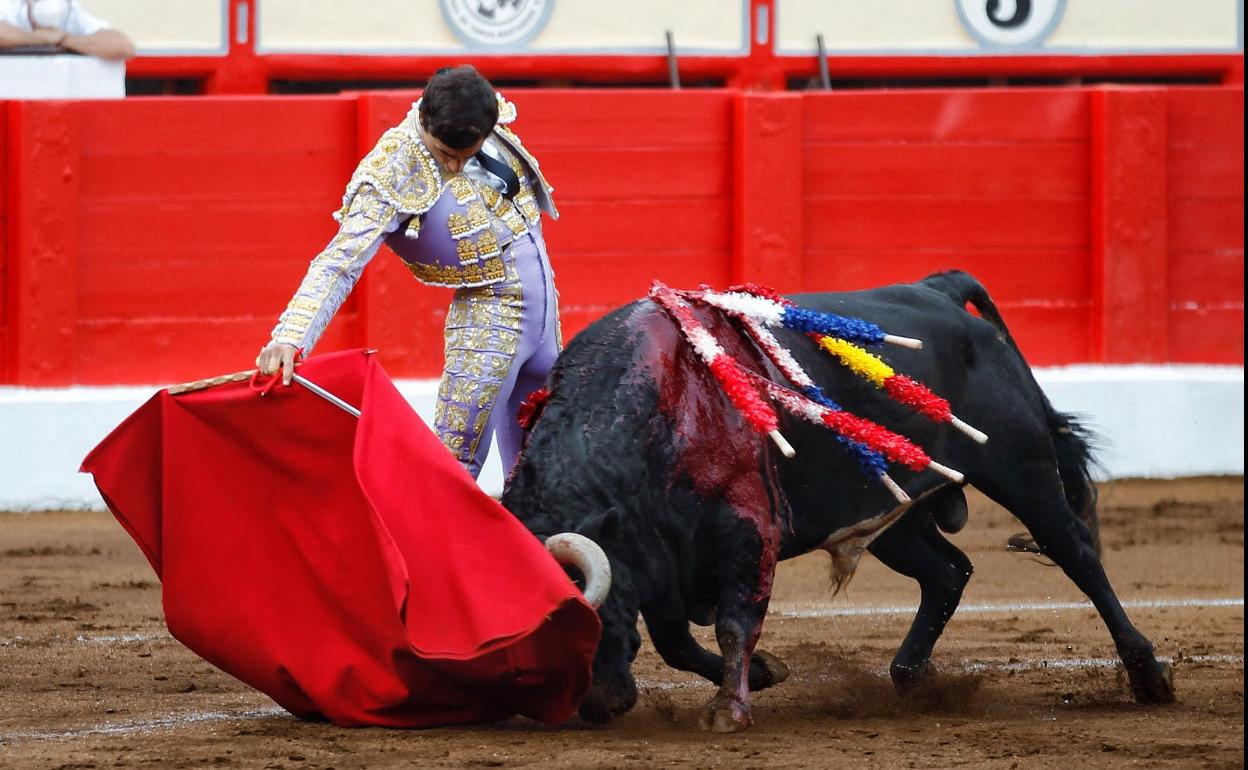 Paco Ureña en la Feria de Santiago de Santander