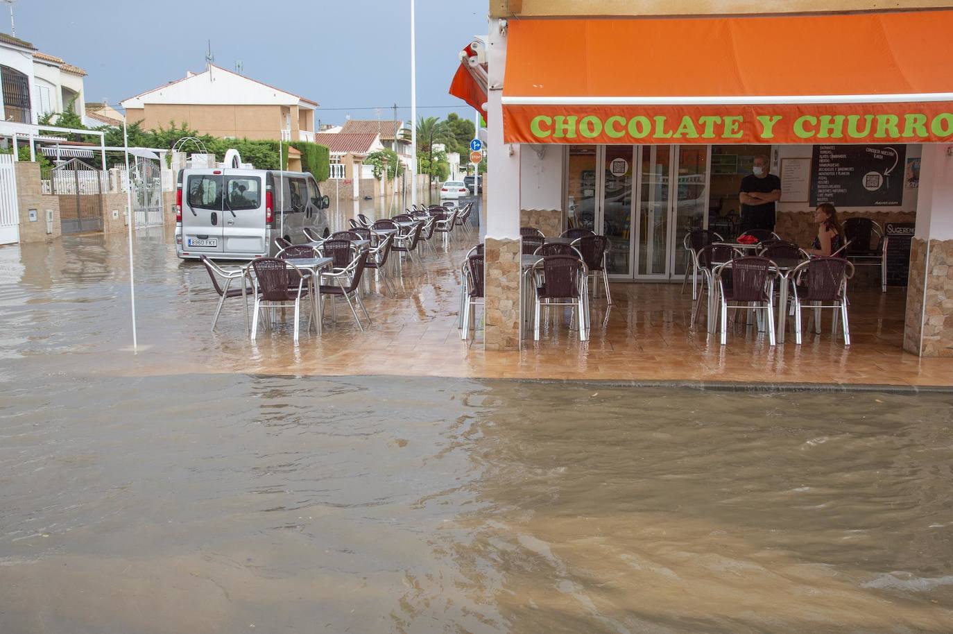 Calles inundadas en Mazarrón por la lluvia, este lunes.