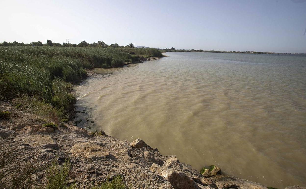 Desembocadura de la rambla del Albujón en el Mar Menor en una imagen de archivo.