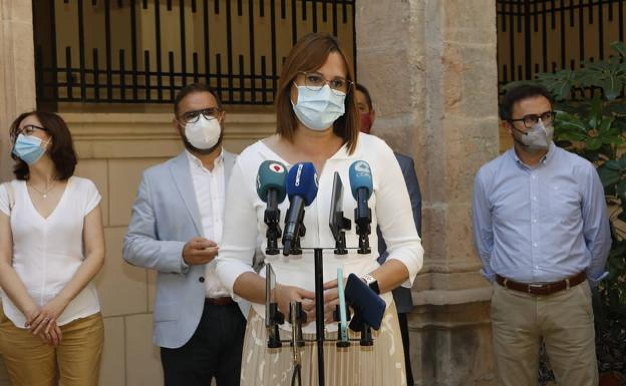 La vicepresidenta, Isabel Franco, durante la visita a Lorca, este miércoles.