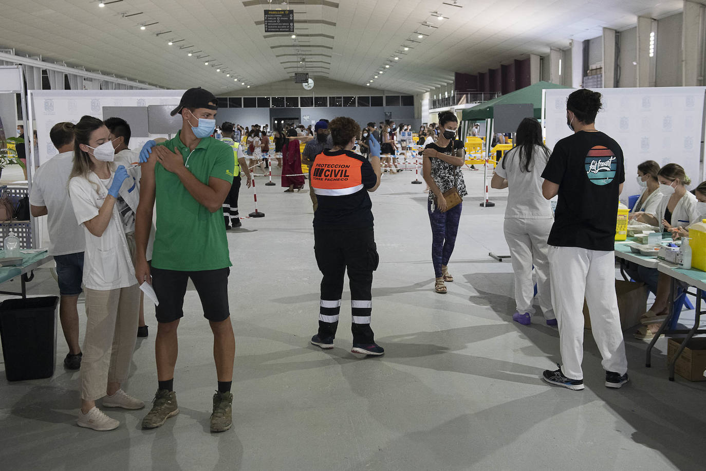 Fotos: Vacuna contra la Covid-19 en Torre Pacheco