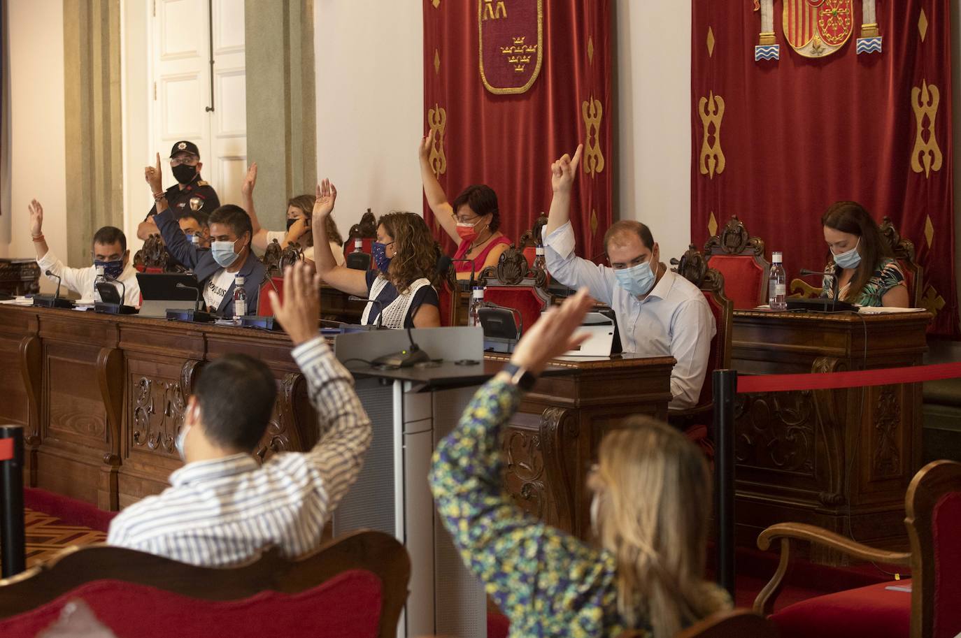 Fotos: El Pleno de Cartagena exige a Vélez un debate inmediato y abierto sobre la ubicación del Centro de Extranjeros
