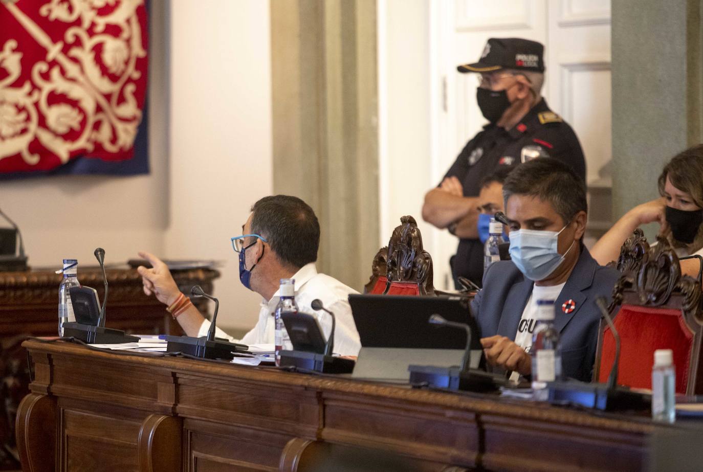Fotos: El Pleno de Cartagena exige a Vélez un debate inmediato y abierto sobre la ubicación del Centro de Extranjeros