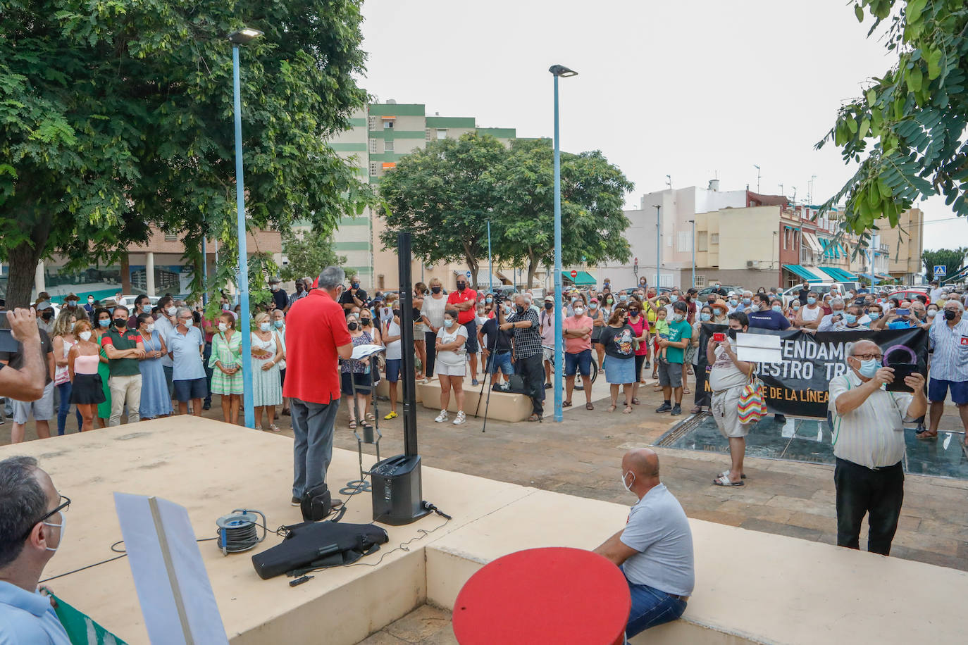 Fotos: Protesta en Águilas por el cierre de la línea de Cercanías