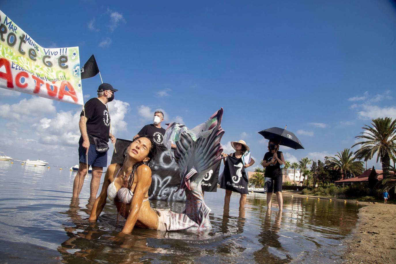 Fotos: Nueva protesta reivindicativa por el «ecocidio» del Mar Menor