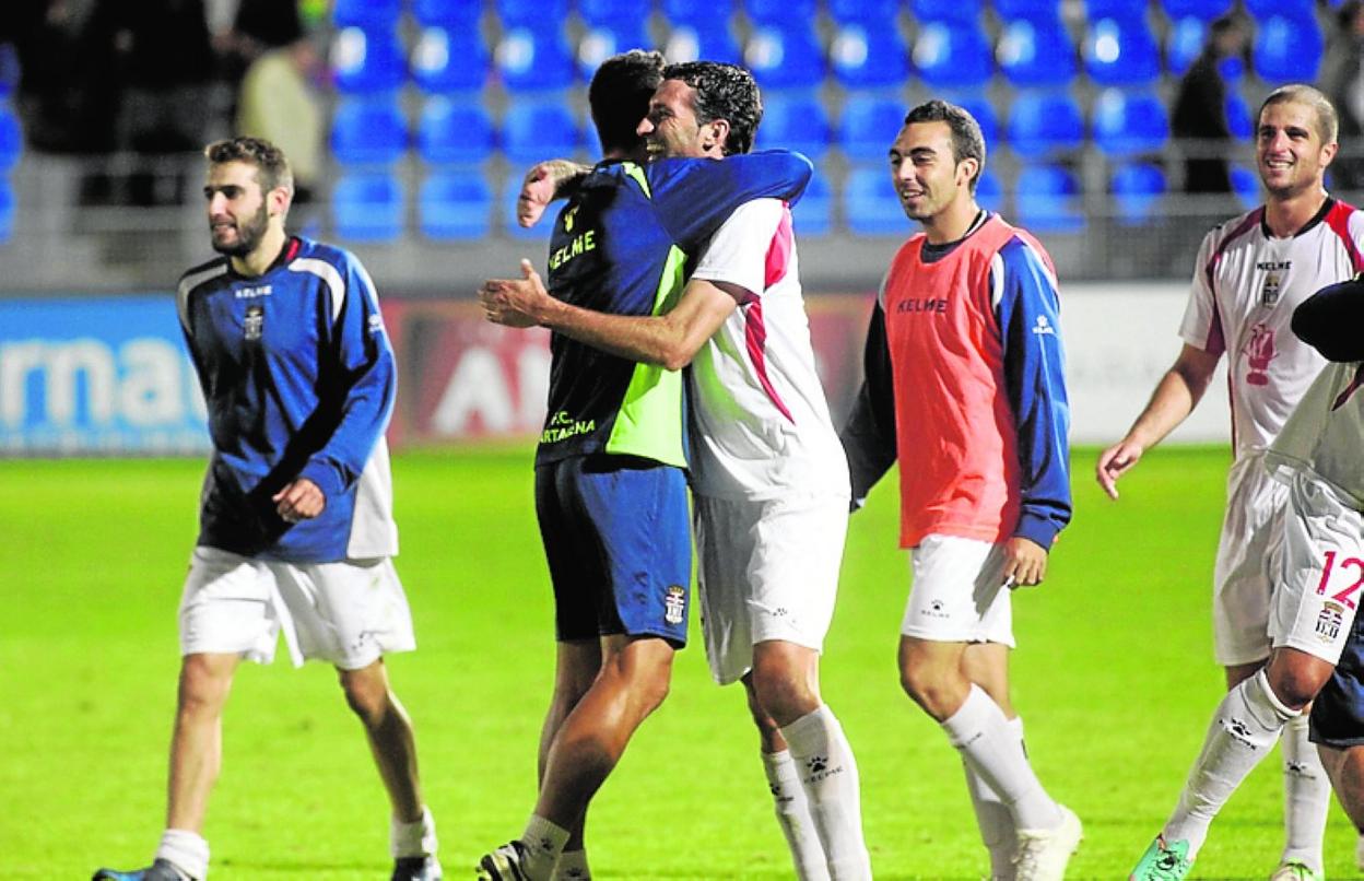 Los jugadores celebran el pase a la tercera ronda, en 2013. 