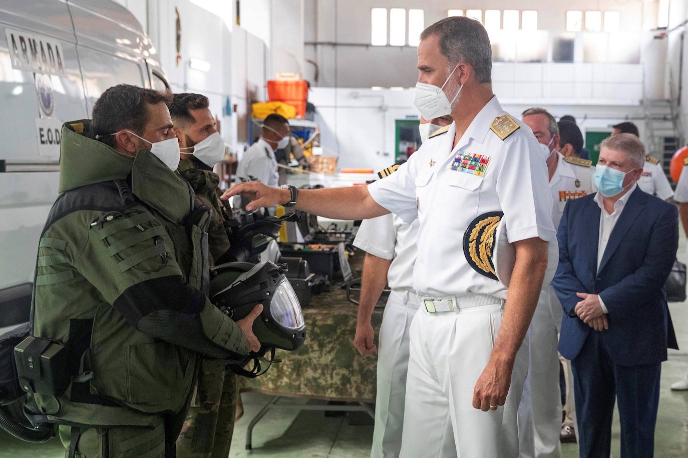 Fotos: El Rey visita en Cartagena la Fuerza de Medidas Contraminas de la Armada en su 75 aniversario