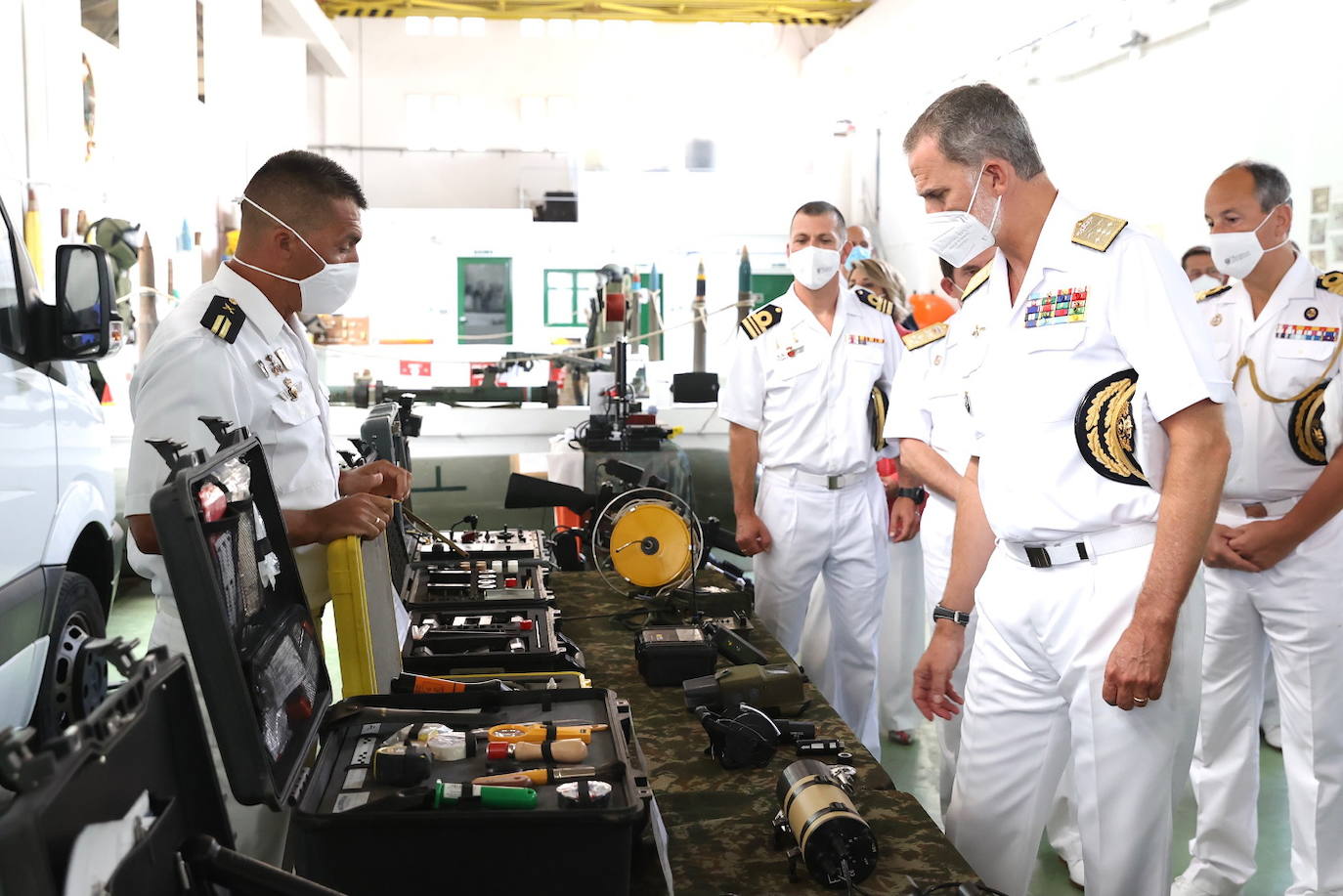 Fotos: El Rey visita en Cartagena la Fuerza de Medidas Contraminas de la Armada en su 75 aniversario