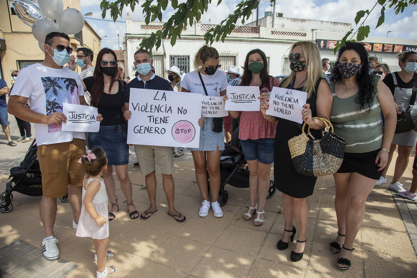 Fotos: Casi 300 personas piden «justicia» en Cartagena por la muerte de Juanma
