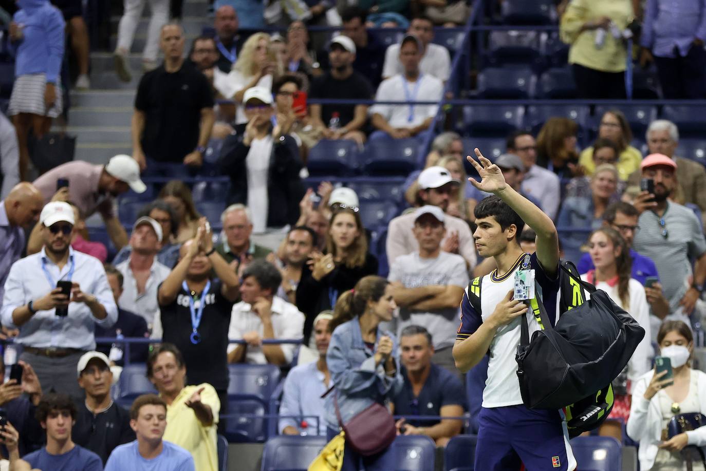 Fotos: Carlos Alcaraz se retira lesionado de su gran US Open