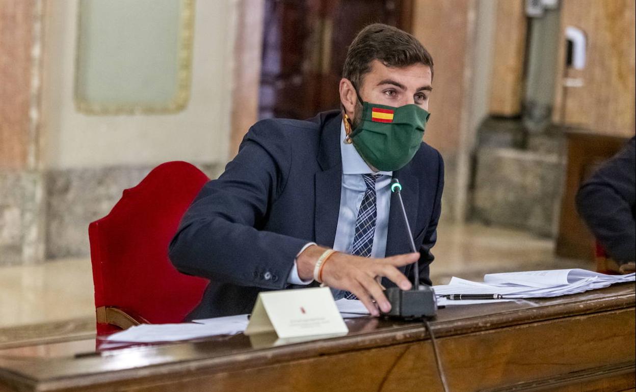 Antelo interviene durante el pleno del pasado mes de julio.