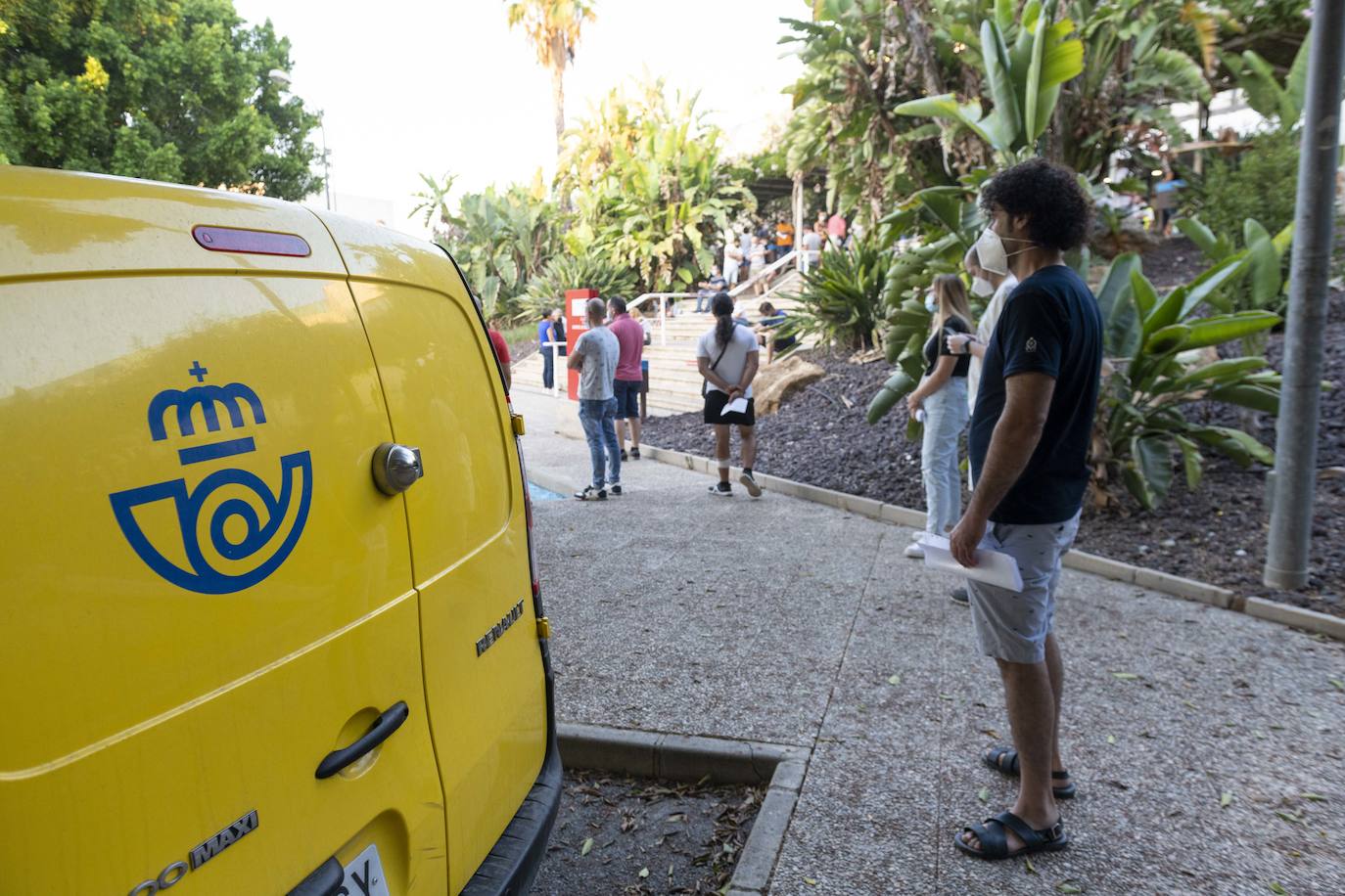 Fotos: Correos celebra este domingo las pruebas de examen para cubrir 68 puestos fijos en la Región de Murcia