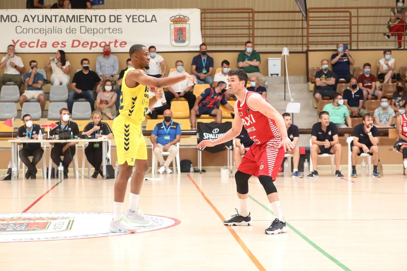 Fotos: El UCAM vence al Manresa en el último encuentro de pretemporada