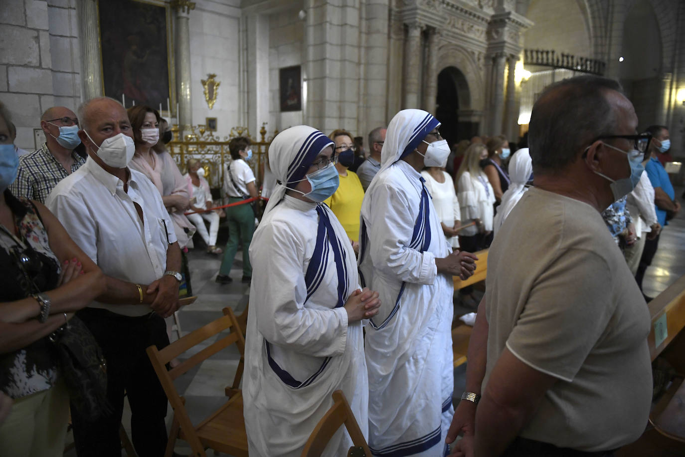 Fotos: Colas de espera para ver a la Virgen de la Fuensanta en el día de la Romería