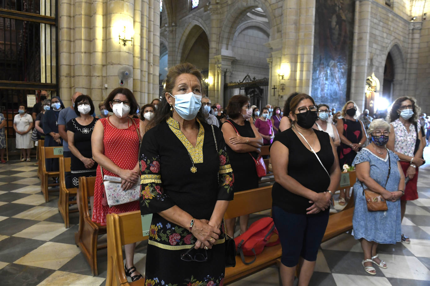 Fotos: Colas de espera para ver a la Virgen de la Fuensanta en el día de la Romería