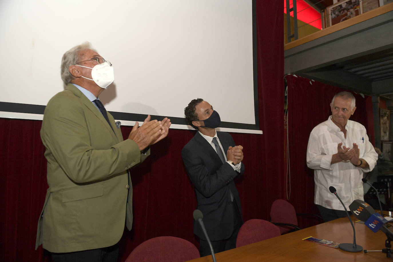 Fotos: Homenaje a Rafaelillo del Real Club Taurino de Murcia